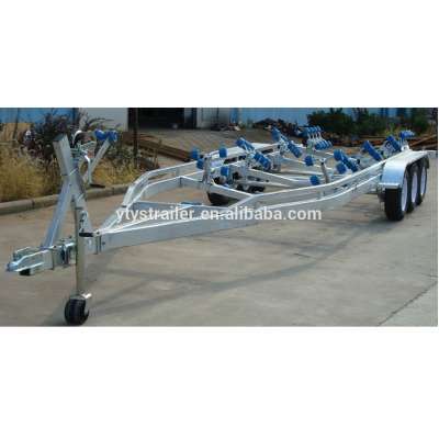 boat trailer with triple axle